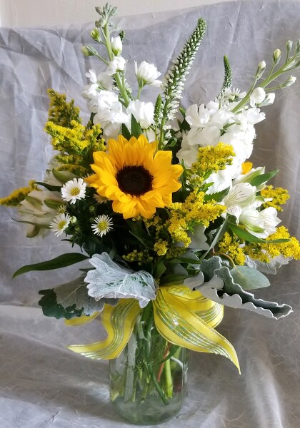 Oh Happy Day from Lazy Daisy Flowers and Gifts in Keysville, VA